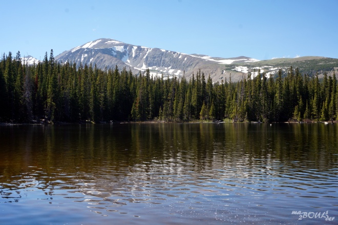 Le Mont Audubon se reflète sur le lac Brainard.